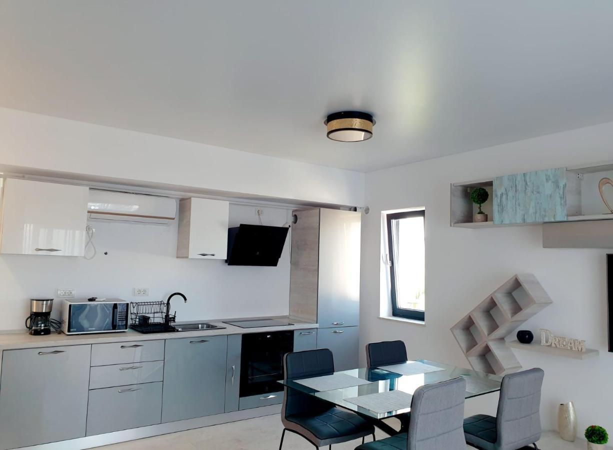 Seafront Papaya Apartment Năvodari Buitenkant foto